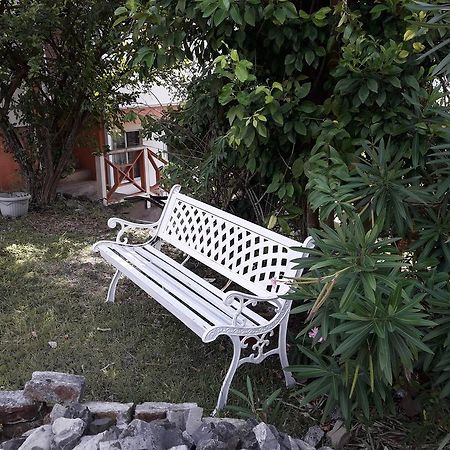 Cosy Corner Apartment St. George's Ngoại thất bức ảnh