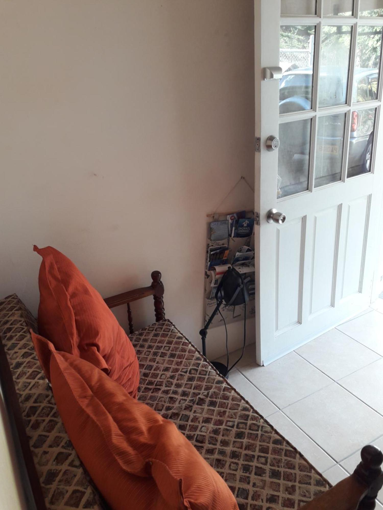 Cosy Corner Apartment St. George's Phòng bức ảnh