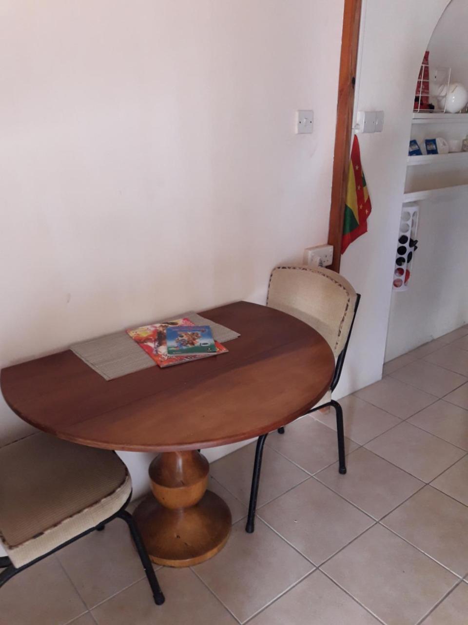Cosy Corner Apartment St. George's Ngoại thất bức ảnh